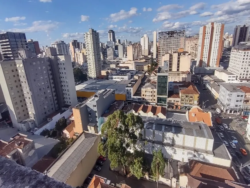 Foto 1 de Apartamento com 2 Quartos à venda, 84m² em Centro, Curitiba