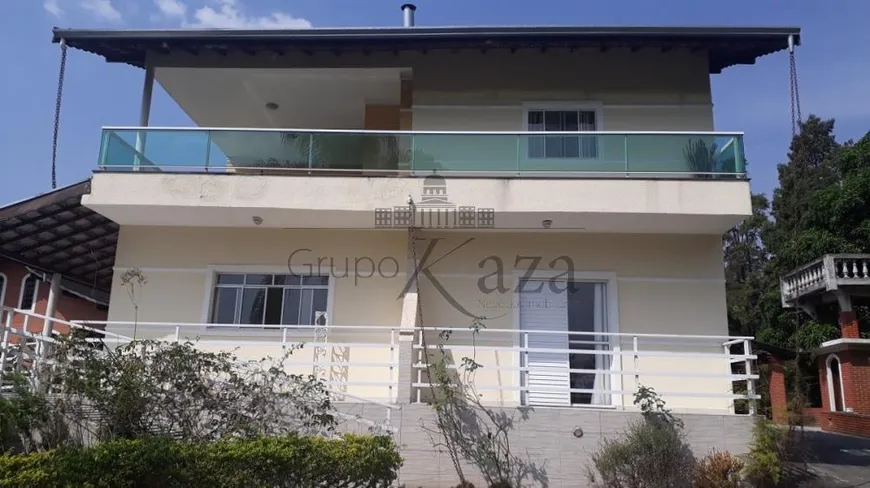 Foto 1 de Casa de Condomínio com 3 Quartos à venda, 270m² em Condomínio Lagoinha, Jacareí
