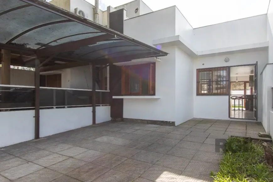 Foto 1 de Casa com 2 Quartos à venda, 56m² em Aberta dos Morros, Porto Alegre