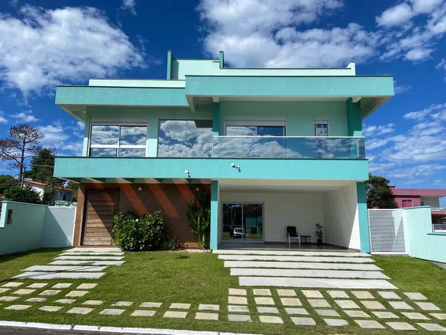 Foto 1 de Casa com 4 Quartos à venda, 300m² em São João do Rio Vermelho, Florianópolis