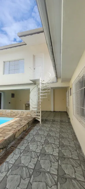 Foto 1 de Casa com 3 Quartos à venda, 232m² em Jardim Satélite, São José dos Campos