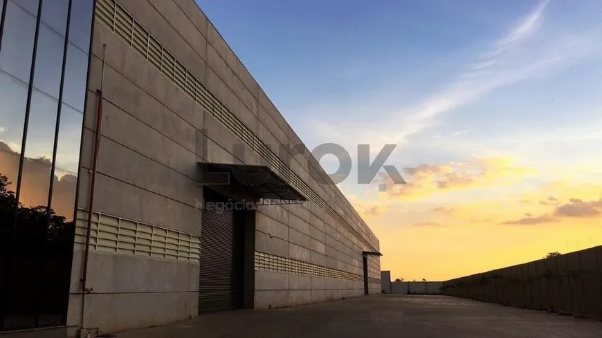 Foto 1 de Galpão/Depósito/Armazém à venda, 4000m² em Joapiranga, Valinhos