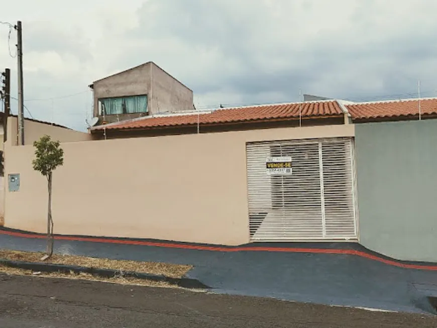 Foto 1 de Casa com 3 Quartos à venda, 80m² em Parigot de Souza II, Londrina