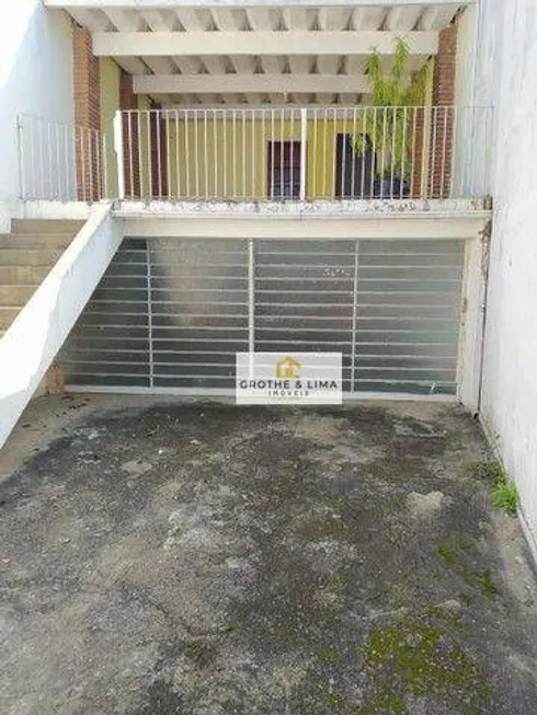 Foto 1 de Casa com 2 Quartos à venda, 197m² em Centro, São José dos Campos