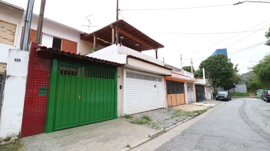 Foto 1 de Casa com 2 Quartos à venda, 80m² em Vila Gomes, São Paulo