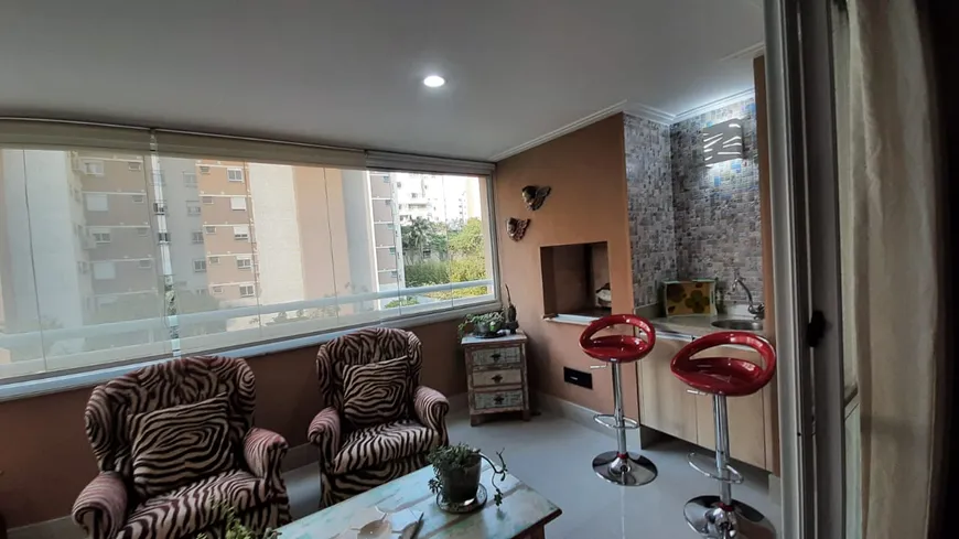 Foto 1 de Apartamento com 4 Quartos à venda, 143m² em Panamby, São Paulo