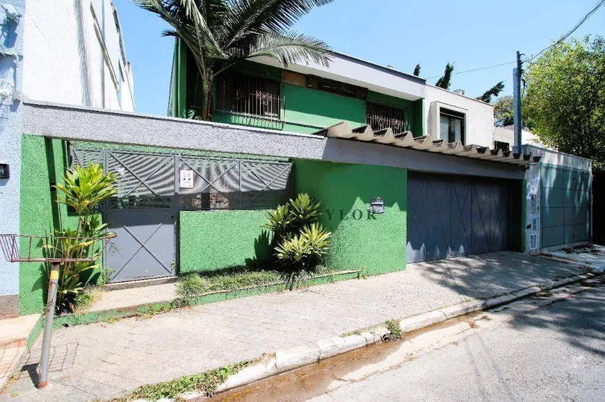Foto 1 de Casa com 4 Quartos à venda, 189m² em Vila Nova Conceição, São Paulo