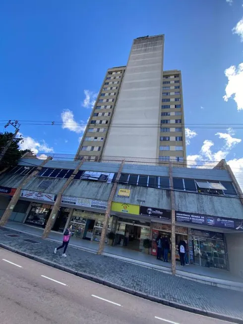 Foto 1 de Apartamento com 1 Quarto à venda, 64m² em Centro, Curitiba