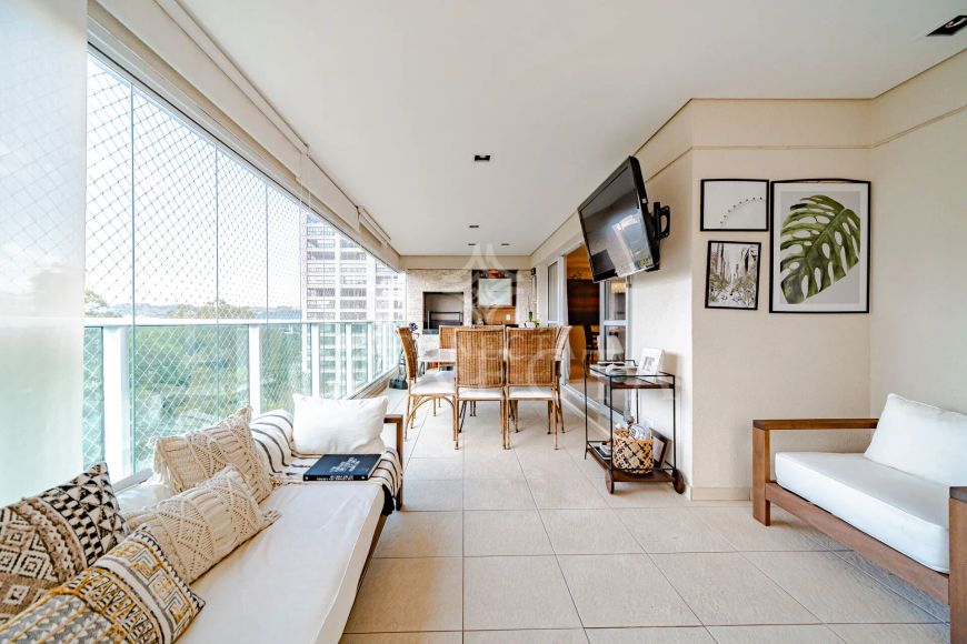 Apartamento na Alameda Itapecuru, 283, Alphaville Centro Industrial e