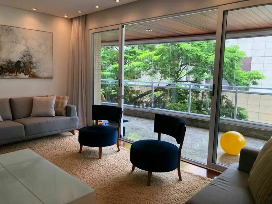 Foto 1 de Apartamento com 4 Quartos para alugar, 360m² em Itaim Bibi, São Paulo