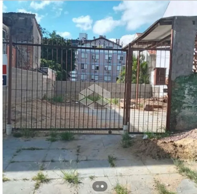 Foto 1 de Lote/Terreno à venda, 160m² em Bom Jesus, Porto Alegre