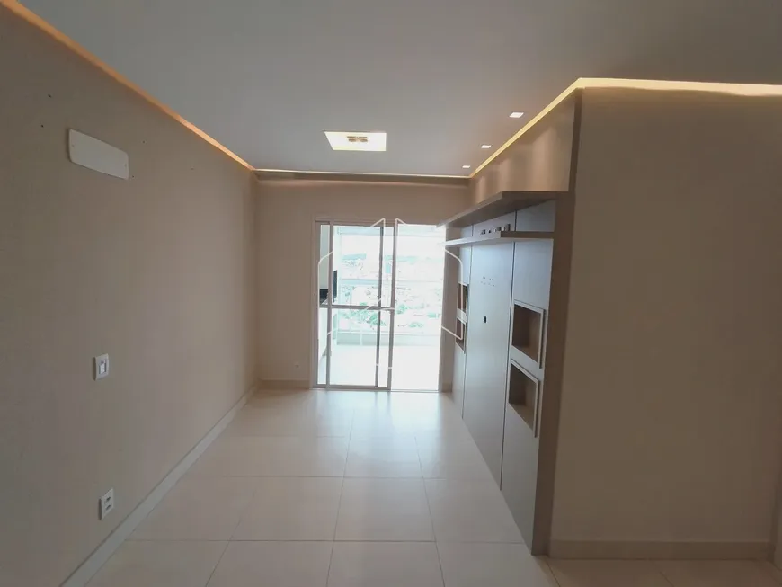 Foto 1 de Apartamento com 3 Quartos para alugar, 86m² em Palmital, Marília