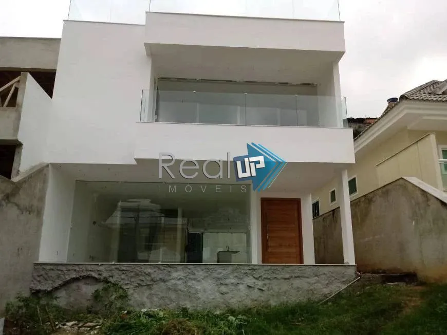 Foto 1 de Casa de Condomínio com 4 Quartos à venda, 339m² em Pechincha, Rio de Janeiro