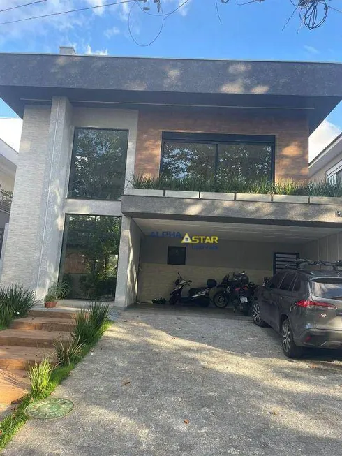 Foto 1 de Casa de Condomínio com 4 Quartos à venda, 330m² em Res.Tres Alphaville, Santana de Parnaíba