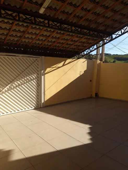 Foto 1 de Casa com 2 Quartos à venda, 80m² em Loteamento Vila Romana, Jacareí