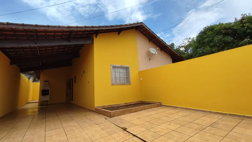 Foto 1 de Casa com 2 Quartos à venda, 78m² em Vila Atlântica, Mongaguá