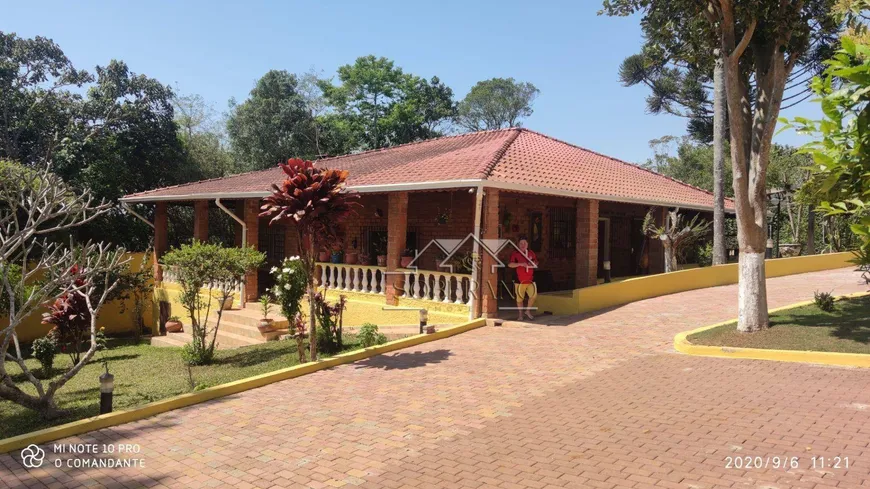 Foto 1 de Fazenda/Sítio com 3 Quartos à venda, 2000m² em Chácara Recreio Internacional, Suzano