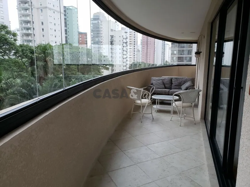 Foto 1 de Apartamento com 4 Quartos para alugar, 248m² em Planalto Paulista, São Paulo
