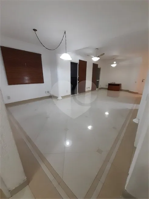 Foto 1 de Apartamento com 3 Quartos para alugar, 128m² em Moema, São Paulo