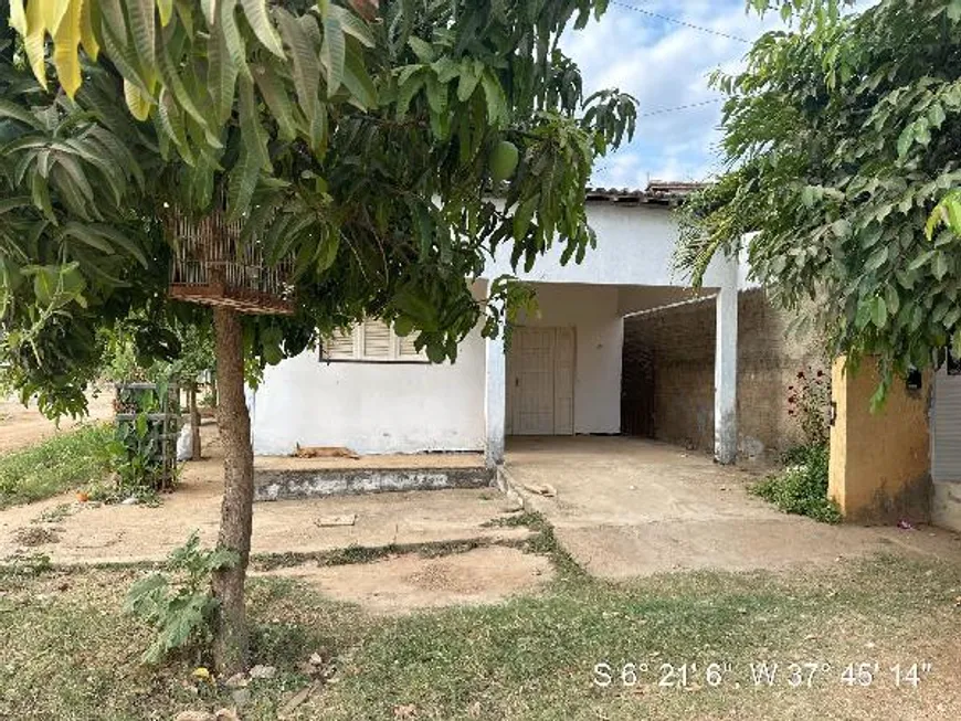 Foto 1 de Casa com 2 Quartos à venda, 145m² em , Catolé do Rocha