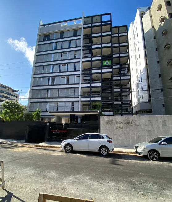 Foto 1 de Apartamento com 5 Quartos para alugar, 170m² em Ponta Verde, Maceió