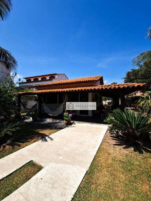 Foto 1 de Casa com 3 Quartos à venda, 950m² em Peró, Cabo Frio