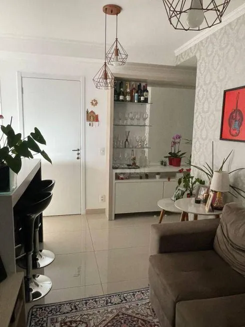Foto 1 de Apartamento com 2 Quartos à venda, 42m² em Campo Limpo, São Paulo