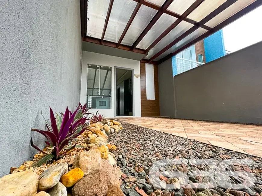 Foto 1 de Sobrado com 2 Quartos à venda, 60m² em Iririú, Joinville