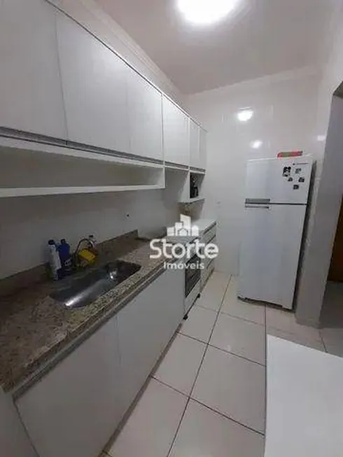 Foto 1 de Apartamento com 2 Quartos à venda, 48m² em Jardim Brasília, Uberlândia