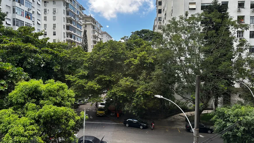 Foto 1 de Apartamento com 3 Quartos à venda, 125m² em Laranjeiras, Rio de Janeiro