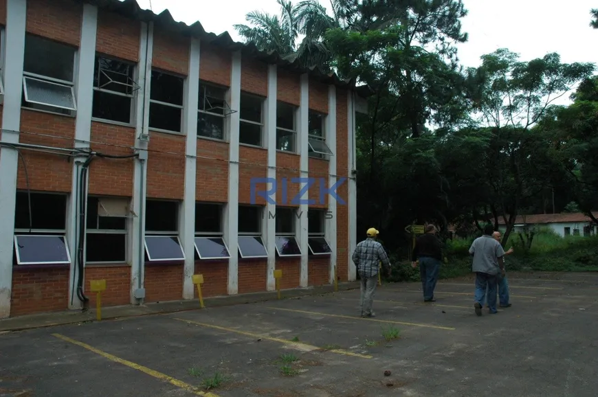 Foto 1 de Galpão/Depósito/Armazém com 15 Quartos para alugar, 6840m² em Vila Ernesto, São Paulo