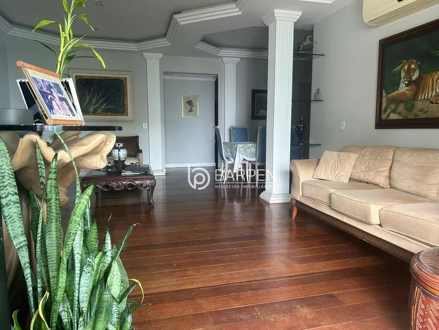 Foto 1 de Apartamento com 4 Quartos à venda, 180m² em Barra da Tijuca, Rio de Janeiro