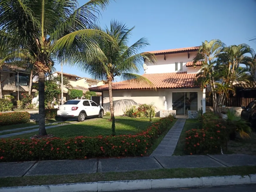 Foto 1 de Casa de Condomínio com 5 Quartos à venda, 200m² em  Parque Jockey Clube, Lauro de Freitas