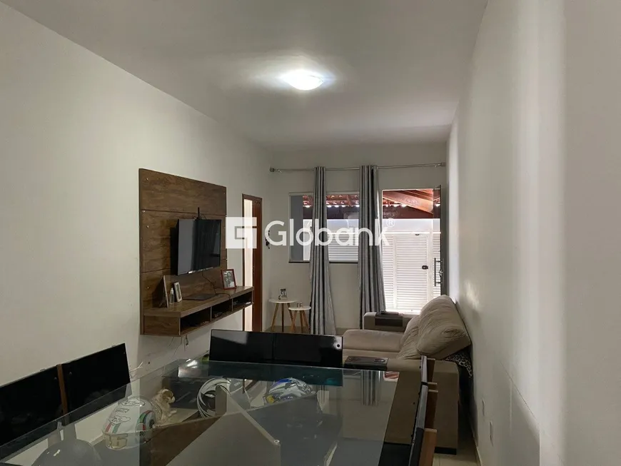 Foto 1 de Casa com 3 Quartos à venda, 121m² em Santa Lucia, Montes Claros