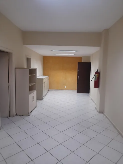 Foto 1 de Sala Comercial com 2 Quartos para venda ou aluguel, 60m² em Centro, Rio de Janeiro