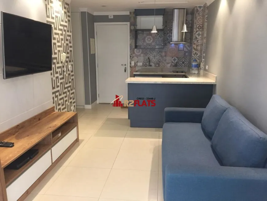 Foto 1 de Flat com 1 Quarto para alugar, 42m² em Morumbi, São Paulo