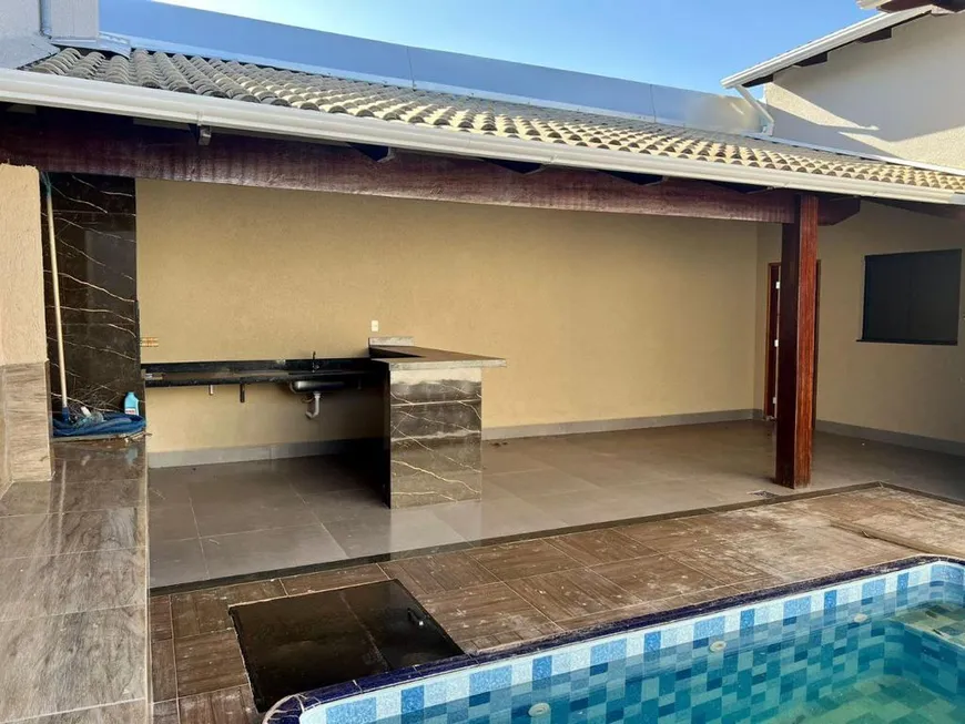 Foto 1 de Casa com 3 Quartos à venda, 130m² em Jardim dos Ipês, Anápolis