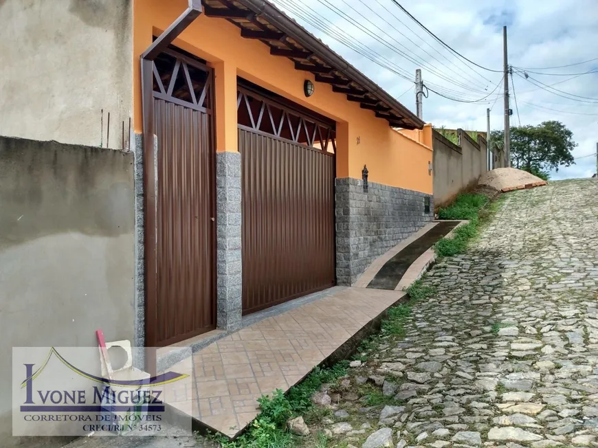 Foto 1 de Casa com 4 Quartos à venda, 85m² em Salutaris, Paraíba do Sul