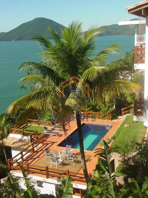 Foto 1 de Casa de Condomínio com 5 Quartos para venda ou aluguel, 400m² em Ubatuba, Ubatuba