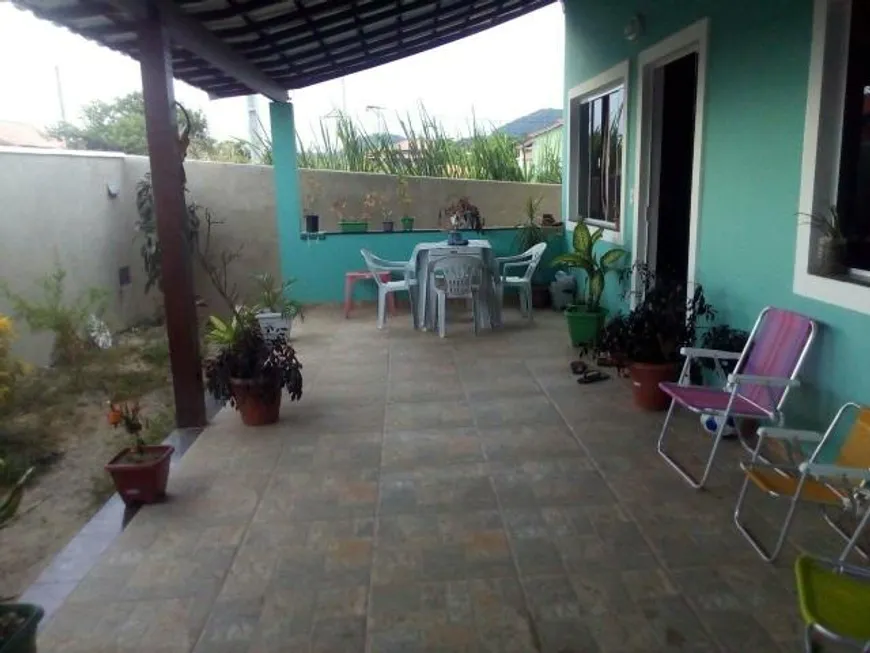 Foto 1 de Casa com 2 Quartos à venda, 130m² em Rio De Areia, Saquarema