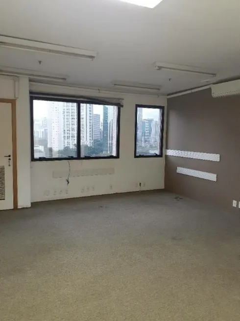 Foto 1 de Sala Comercial à venda, 35m² em Vila Olímpia, São Paulo