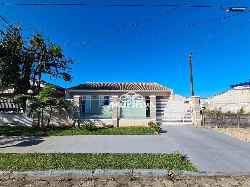Foto 1 de Casa com 4 Quartos à venda, 195m² em Centro, Guaratuba