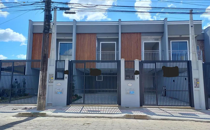 Foto 1 de Sobrado com 3 Quartos à venda, 124m² em Nova Brasília, Joinville