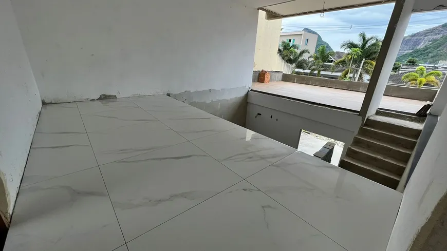 Foto 1 de Apartamento com 4 Quartos para venda ou aluguel, 200m² em Taquara, Rio de Janeiro