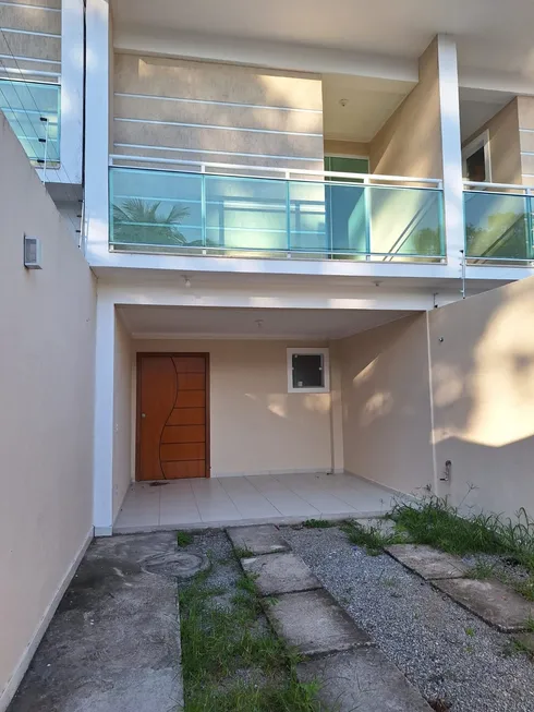 Foto 1 de Casa com 3 Quartos à venda, 180m² em Glória, Macaé