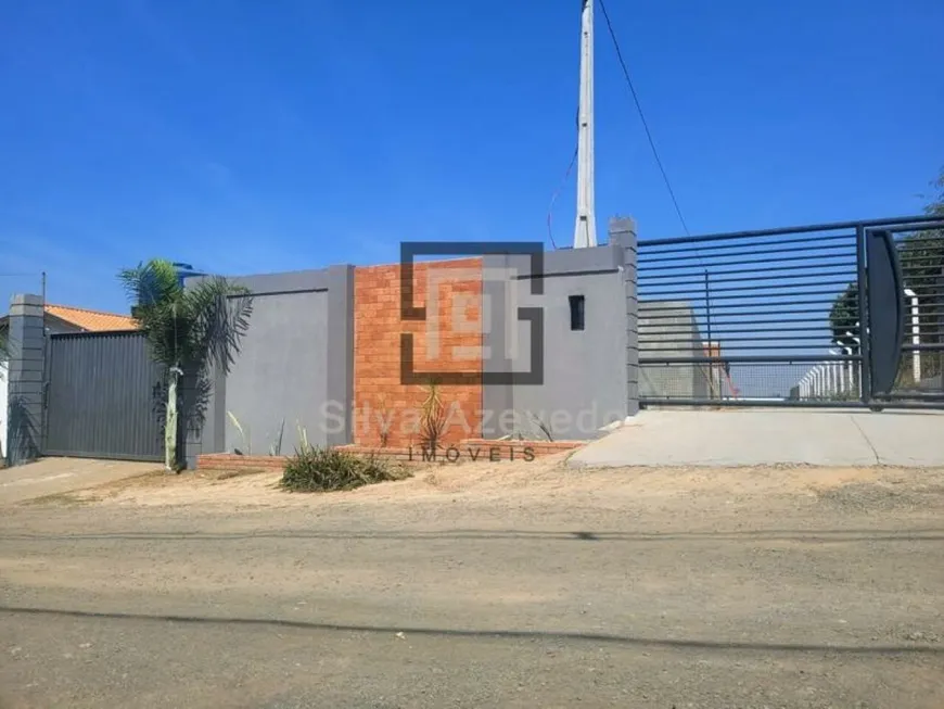 Foto 1 de Fazenda/Sítio com 4 Quartos à venda, 1600m² em Centro, Limeira