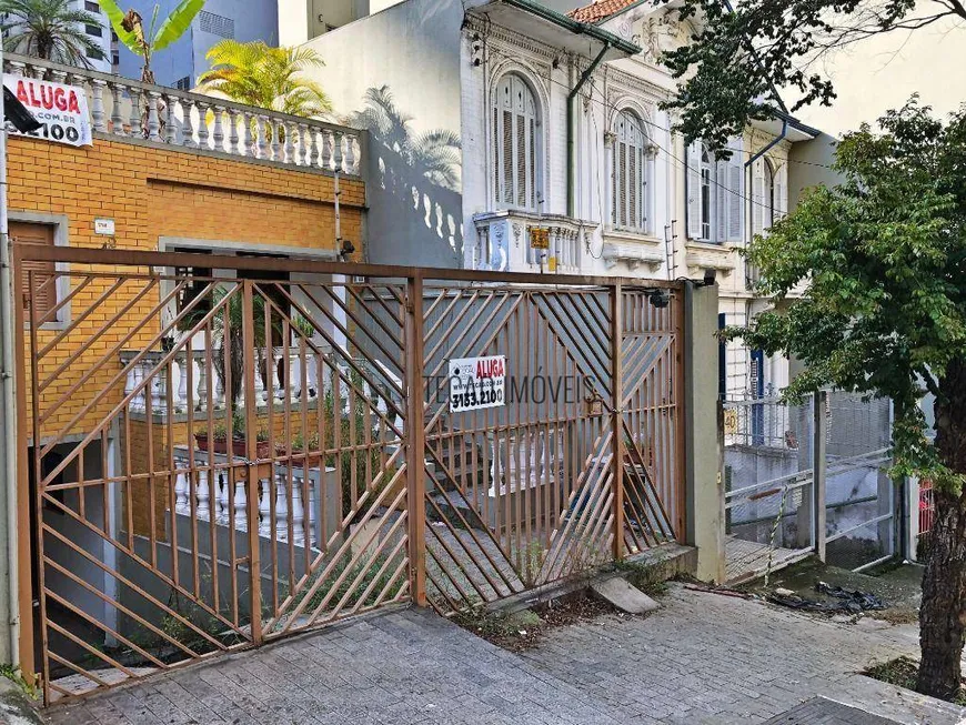 Foto 1 de Casa de Condomínio com 3 Quartos para alugar, 300m² em Bela Vista, São Paulo