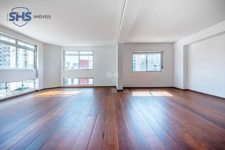 Foto 1 de Apartamento com 3 Quartos à venda, 223m² em Jardim Blumenau, Blumenau
