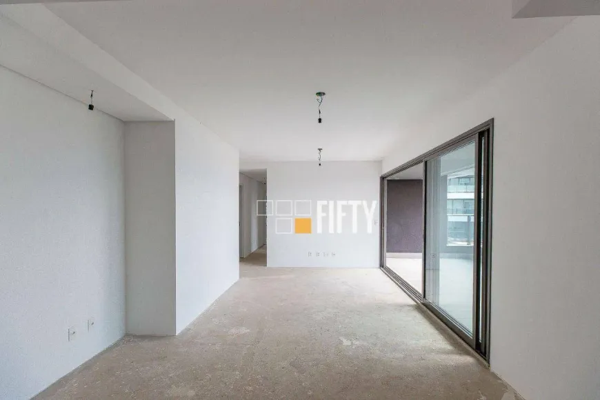 Foto 1 de Apartamento com 3 Quartos à venda, 131m² em Brooklin, São Paulo