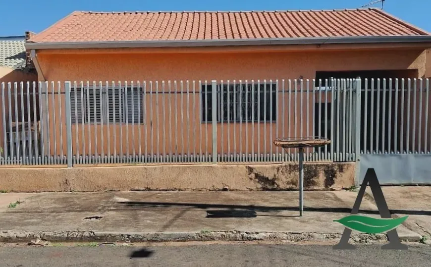 Foto 1 de Casa com 2 Quartos à venda, 129m² em Centro, Cornélio Procópio